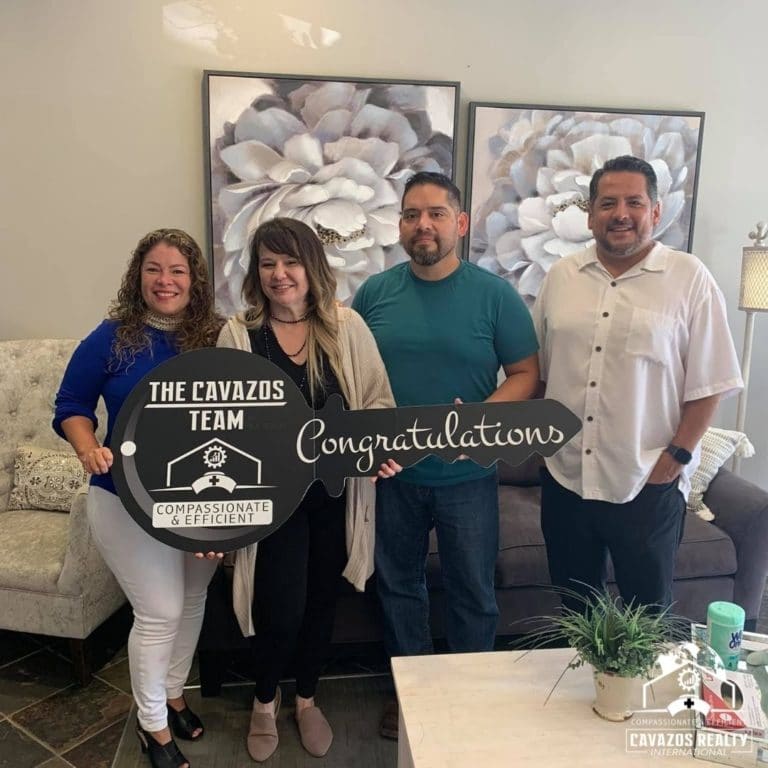 Contract and closing services - Selling your home in Houston