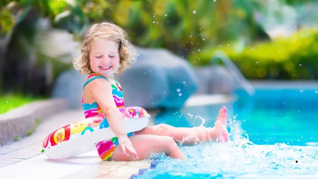 teach kids swimming - reasons buy home swimming pool